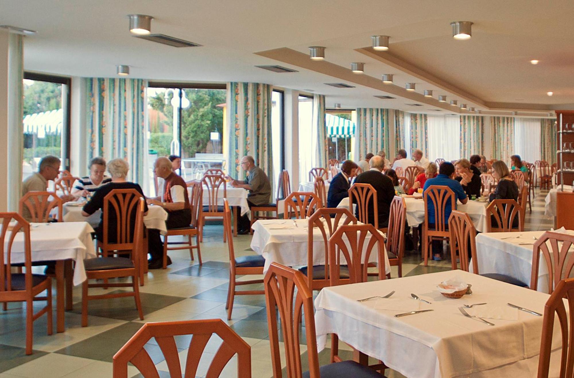 Trh Jardin Del Mar